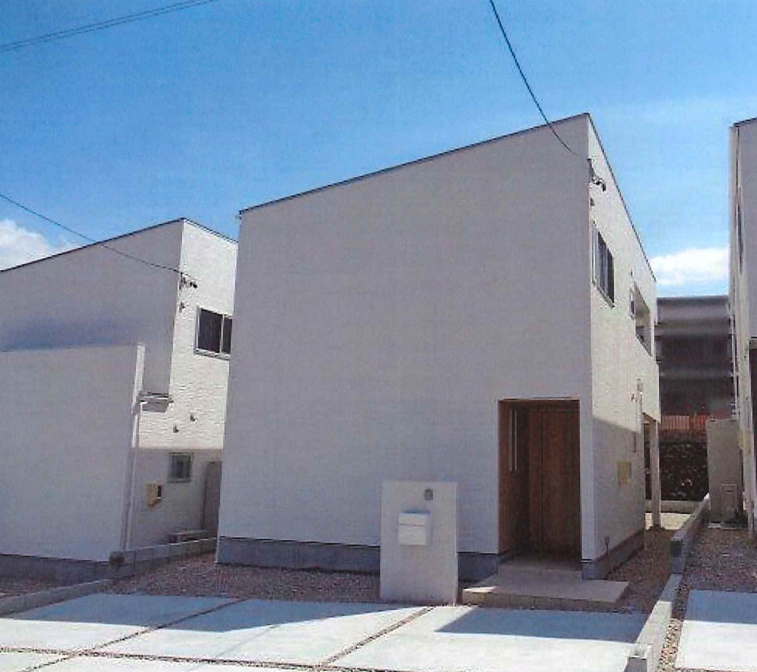 四日市市あかつき台３丁目　新築戸建て　全４棟　2,598万円～【価格改定しました】